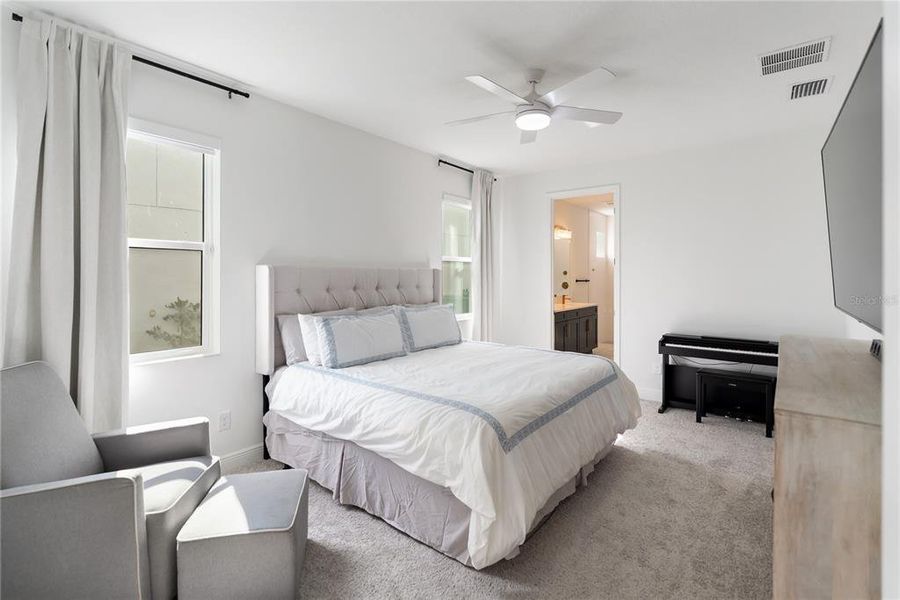 Furnished interior view inside a new home in , Bradenton (Image 32).
