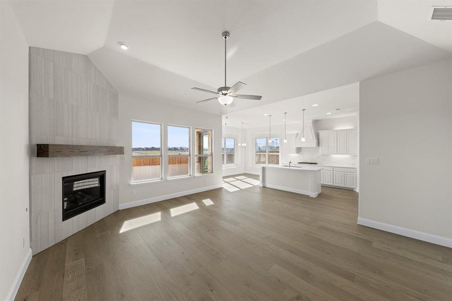 09. 1328 David - Family 09. 1328 David - Family