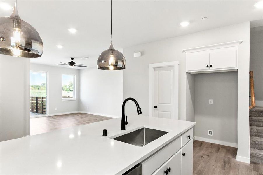 015-2020AldrichRoad-Celina-TX-75009-Kitchen.jpg-SMALL