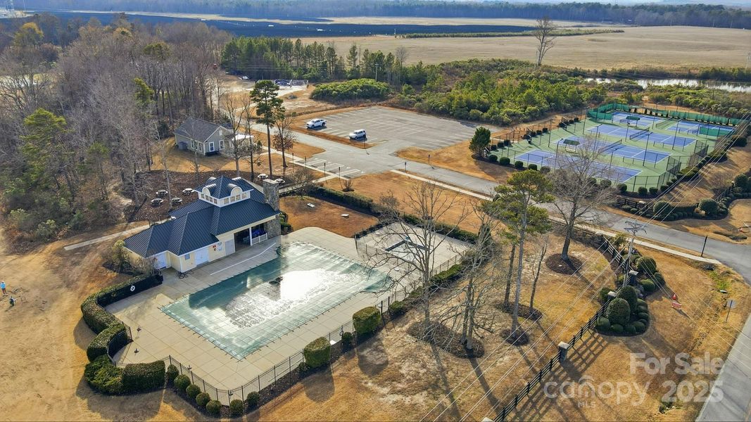 Image 46 of a home in .