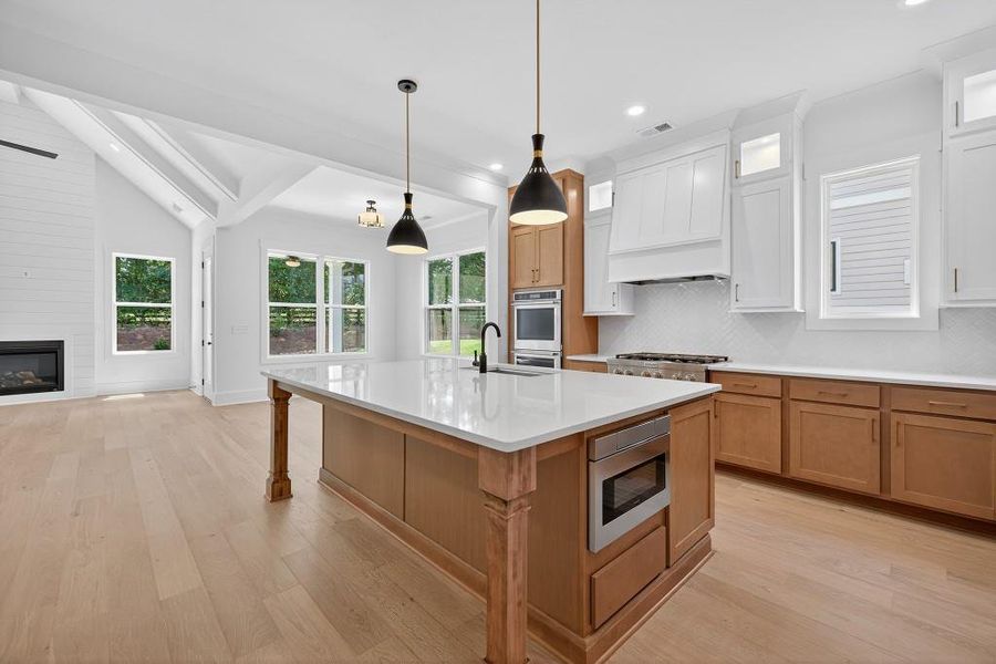 Furnished interior view inside a new home in Livingstone Park, Kennesaw (Image 30).