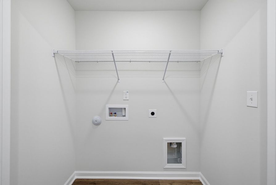 Spacious, unfurnished interior of a new home in Sweetbrier, Durham (Image 23).
