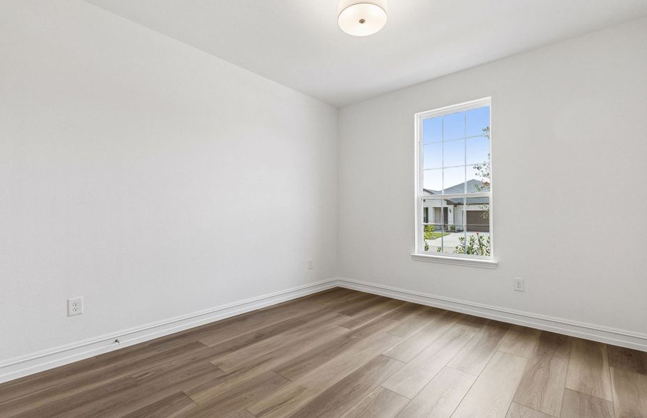Spacious, unfurnished interior of a new home in Del Webb at Trinity Falls, McKinney (Image 18).
