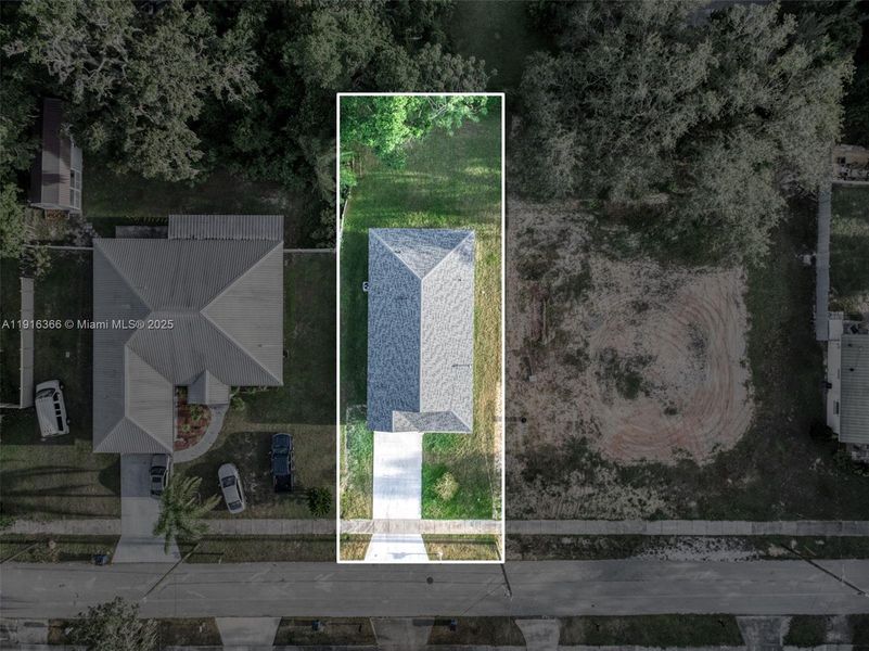 Image 38 of a home in .