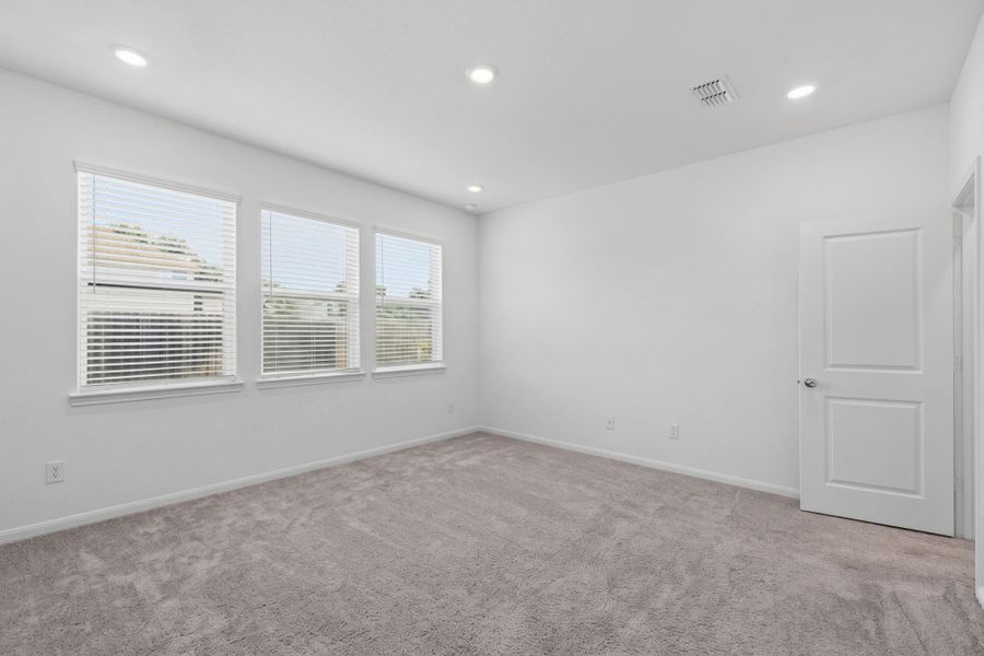 Spacious, unfurnished interior of a new home in Arcadia 40s, Missouri City (Image 21). Spacious, unfurnished interior of a new home in Arcadia 40s, Missouri City (Image 21).