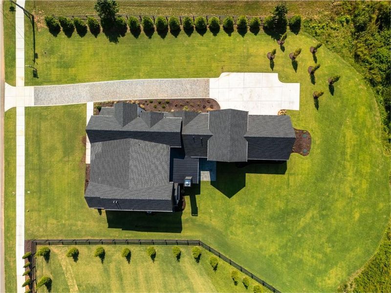 Image 75 of a home in .