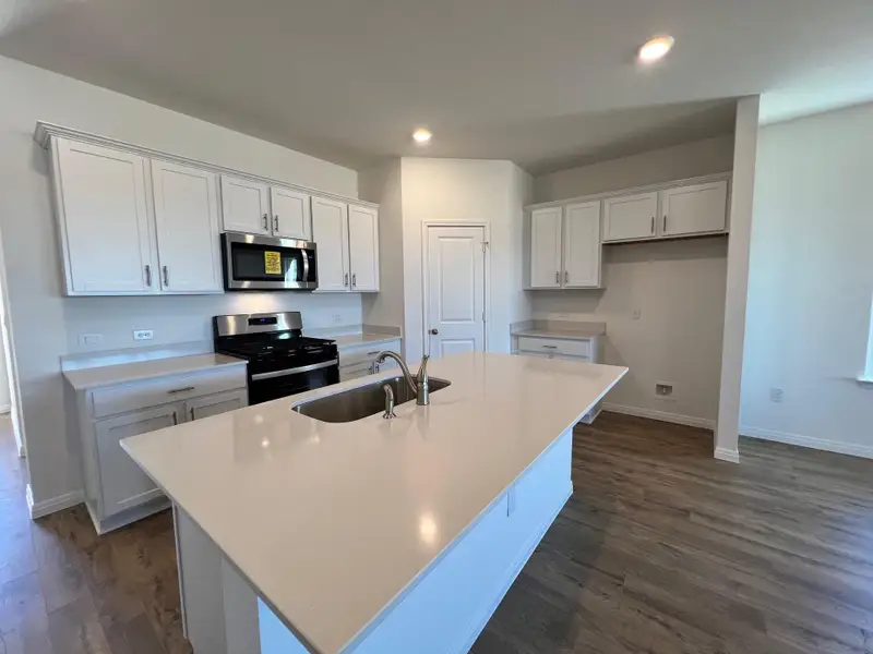 Furnished interior view inside a new home in Rosenbusch Ranch, Leander (Image 4). Furnished interior view inside a new home in Rosenbusch Ranch, Leander (Image 4).