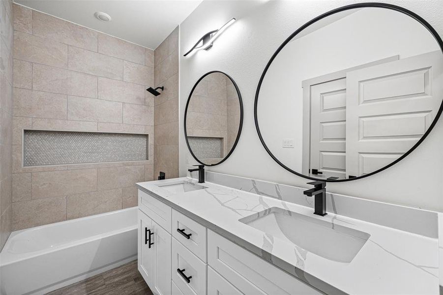 Furnished interior view inside a new home in , Granbury (Image 14).