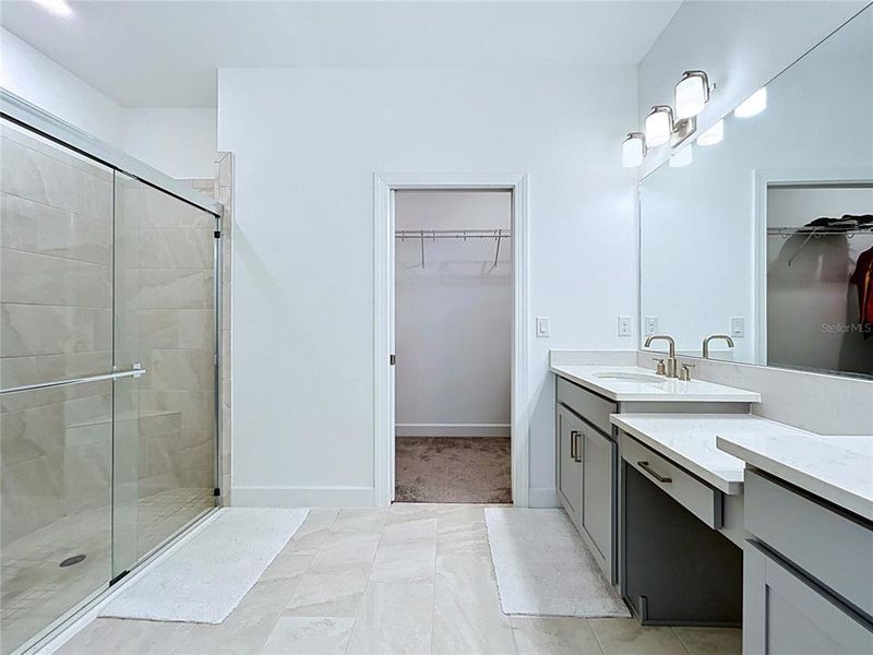 Furnished interior view inside a new home in , Wesley Chapel (Image 13).