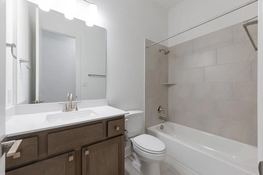 Huntley II B Bathroom 3 Huntley II B Bathroom 3