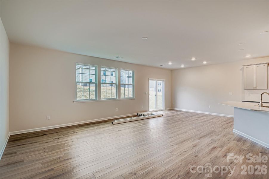Spacious, unfurnished interior of a new home in Shannon Woods, Maiden (Image 8).