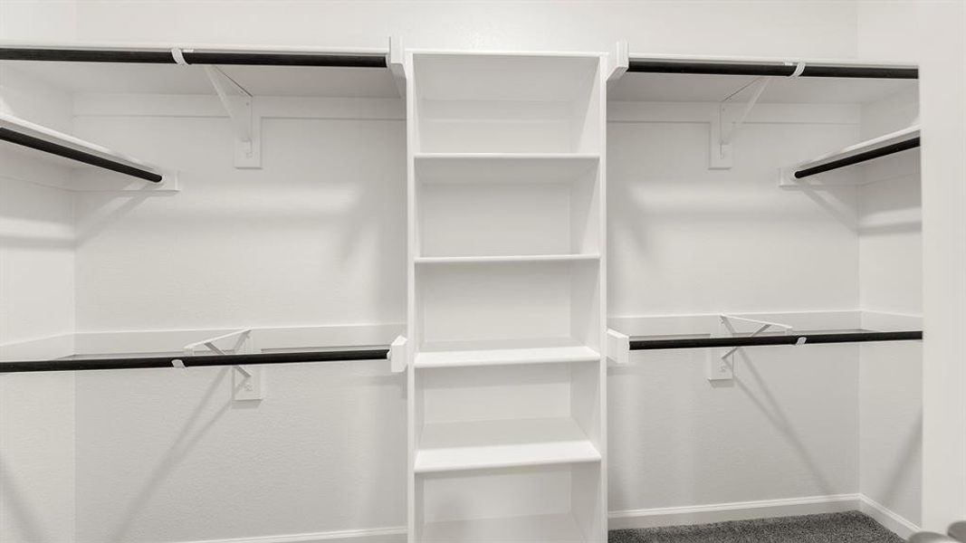 24. 2504 Yo Ranch - Closet 24. 2504 Yo Ranch - Closet