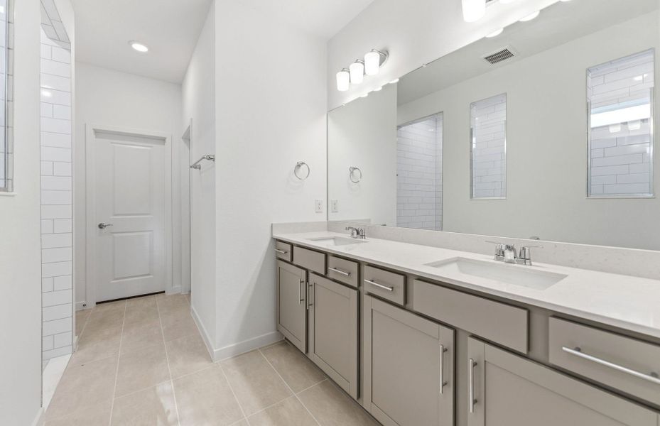Furnished interior view inside a new home in Riverwood, Zephyrhills (Image 5).