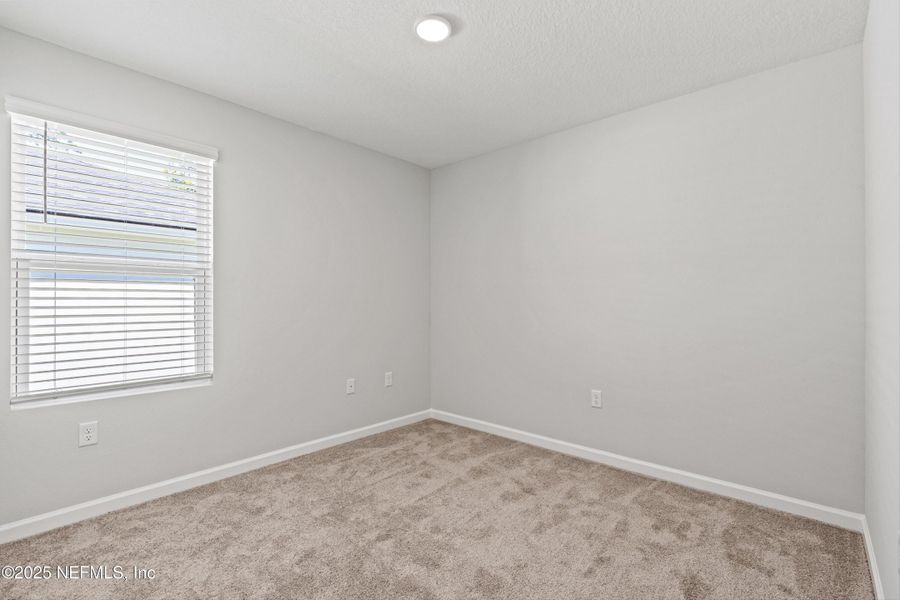Spacious, unfurnished interior of a new home in , Jacksonville (Image 25).