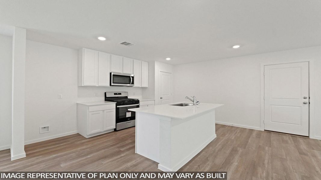 Furnished interior view inside a new home in Lexington Heights, Willis (Image 7).