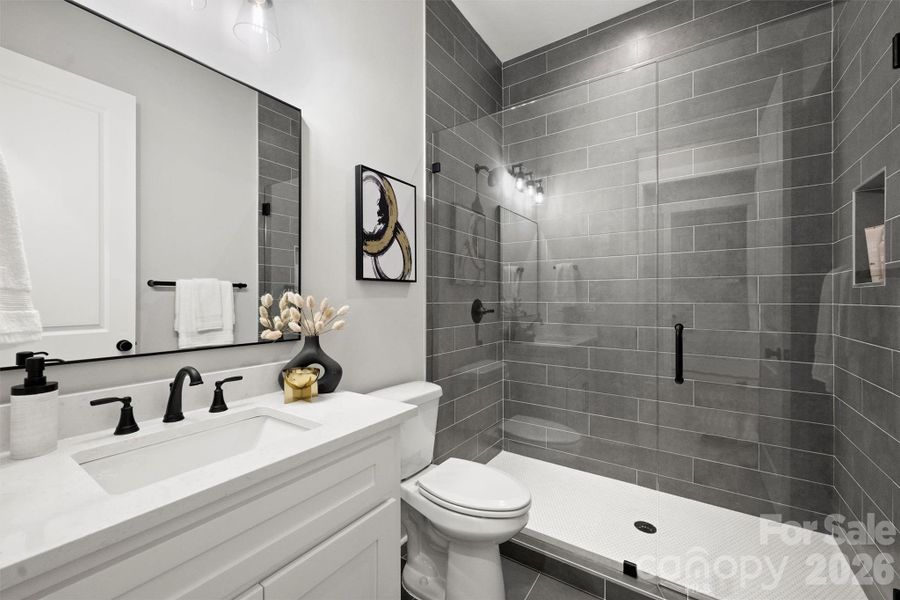 Full Bath - 1st floor (next to office)