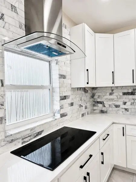Furnished interior view inside a new home in , West Palm Beach (Image 9).