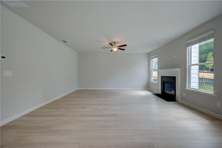 Spacious, unfurnished interior of a new home in Abbotts Crossing, Conyers (Image 8).