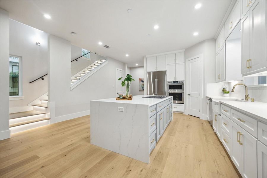 Image 16 of a home in . Image 16 of a home in .