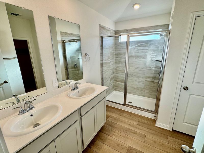 Furnished interior view inside a new home in Waterstone Crossing, Kyle (Image 7).