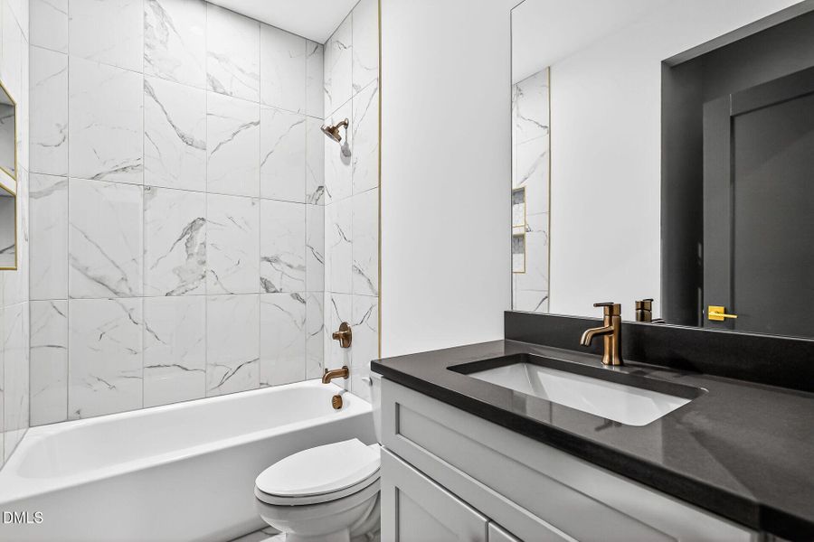 007-1920x1080-bathroom 007-1920x1080-bathroom