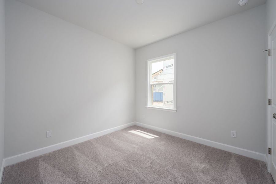 Secondary bedroom with plenty of space. Secondary bedroom with plenty of space.