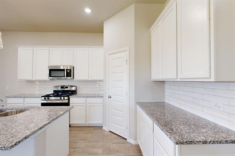 Furnished interior view inside a new home in Verandah, Royse City (Image 9). Furnished interior view inside a new home in Verandah, Royse City (Image 9).