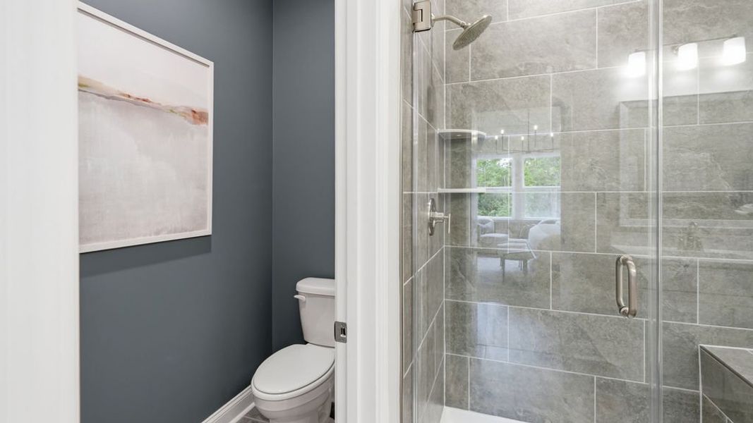 Representative furnished interior of a home built from the Braddock by Pulte Homes in Oakleaf Chase, Blythewood (Image 37).