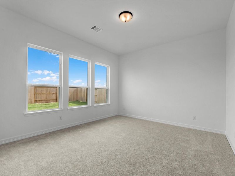 Spacious, unfurnished interior of a new home in Wildrye, Waller (Image 15).