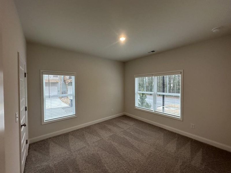 Spacious, unfurnished interior of a new home in Magnolia Grove, Mableton (Image 11).