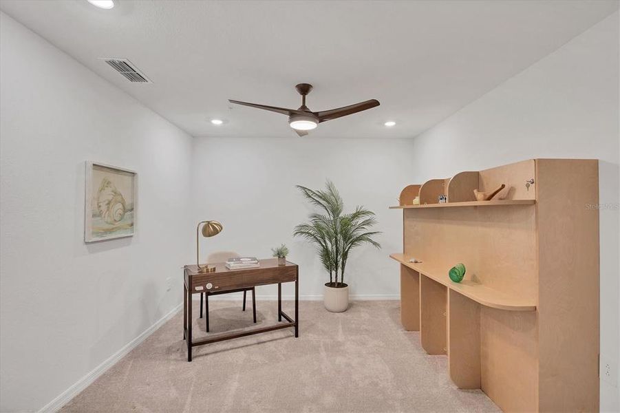 Furnished interior view inside a new home in , Venice (Image 19).