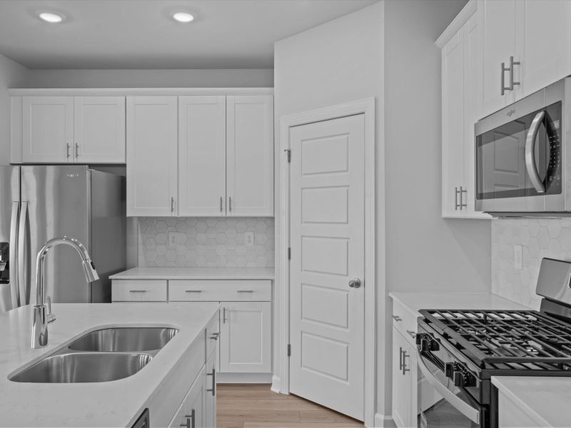 Furnished interior view inside a new home in Chatham Forest, Duncan (Image 5).