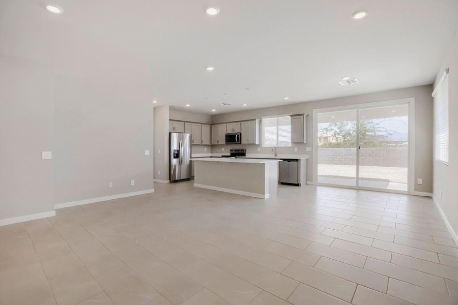 New Home in Buckeye, AZ.  - Slide 8