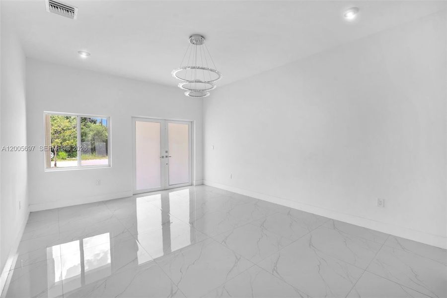 Spacious, unfurnished interior of a new home in , Homestead (Image 21).