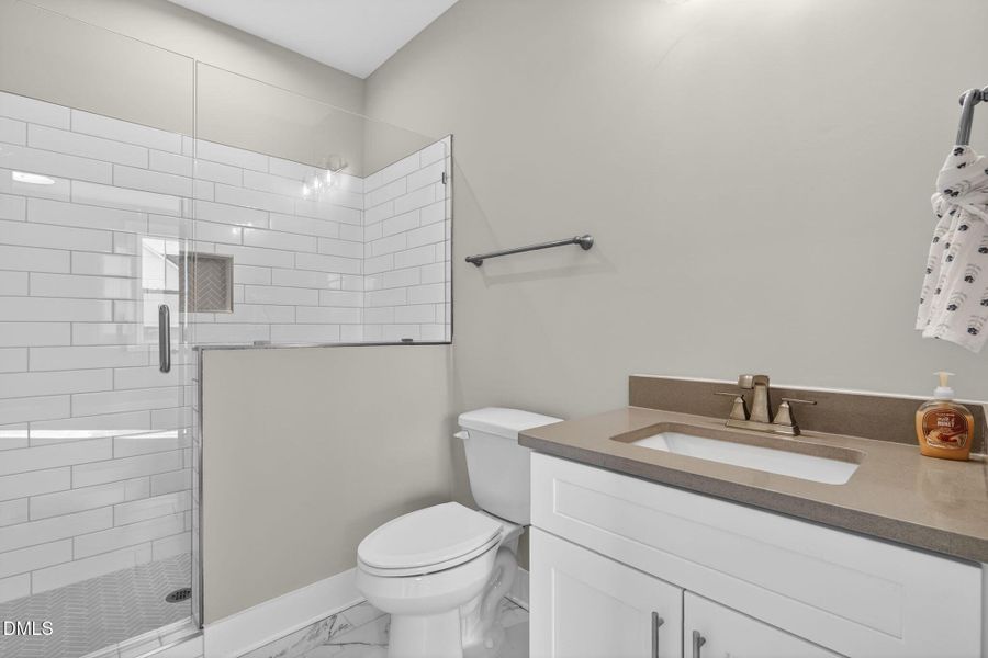 20-web-or-mls-484-hillard-ln-annice-broa