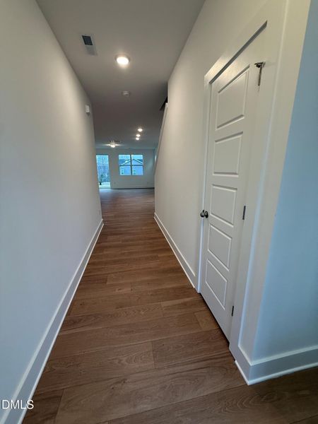 Lot 33 Foyer entrance