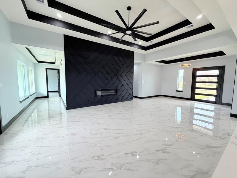 Spacious, unfurnished interior of a new home in , Dayton (Image 29).