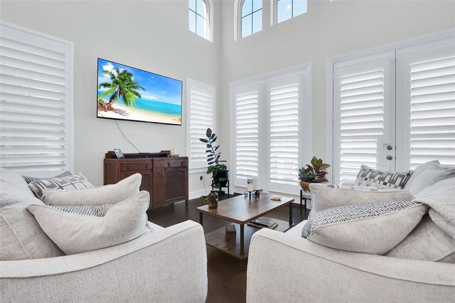 Furnished interior view inside a new home in , Sherman (Image 24).