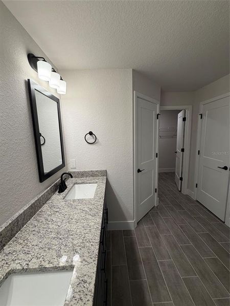 Furnished interior view inside a new home in Port Charlotte, Port Charlotte (Image 8).