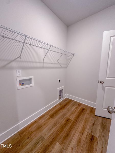 22 - Laundry Room