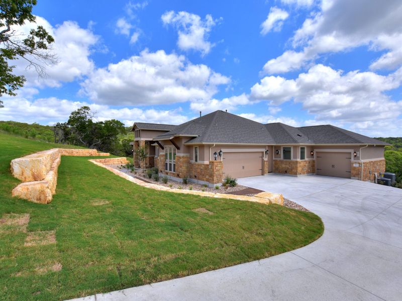 Image 103 representing the San Simeon II by Giddens Homes in Clearwater Ranch, Liberty Hill, TX.