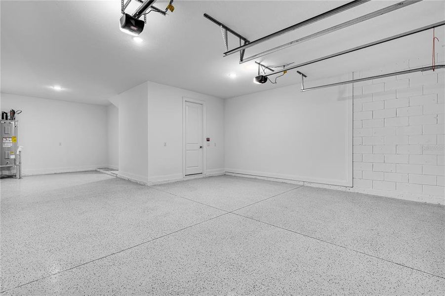 Spacious, unfurnished interior of a new home in , Winter Garden (Image 21). Spacious, unfurnished interior of a new home in , Winter Garden (Image 21).