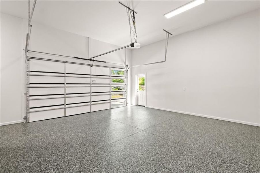 Spacious, unfurnished interior of a new home in , Marietta (Image 71).