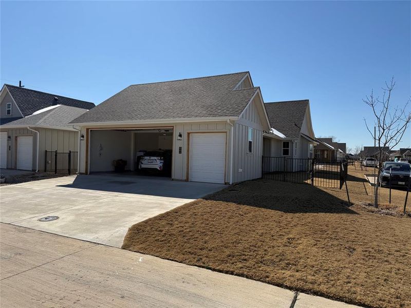 Exterior details and patio area of a home in , Granbury (Image 4). Exterior details and patio area of a home in , Granbury (Image 4).