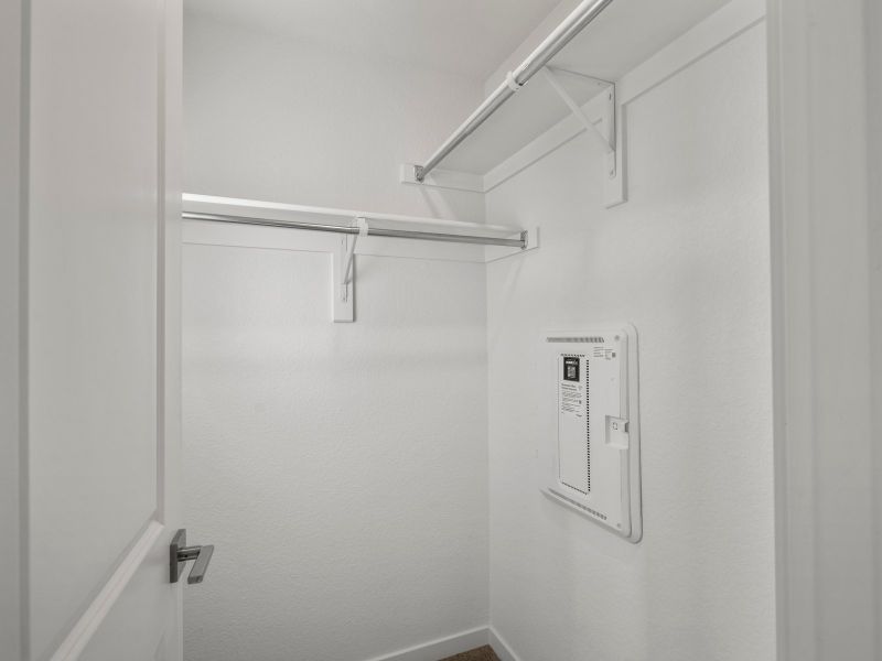 Spacious, unfurnished interior of a new home in The Vistas at West Mesa, Colorado Springs (Image 16).