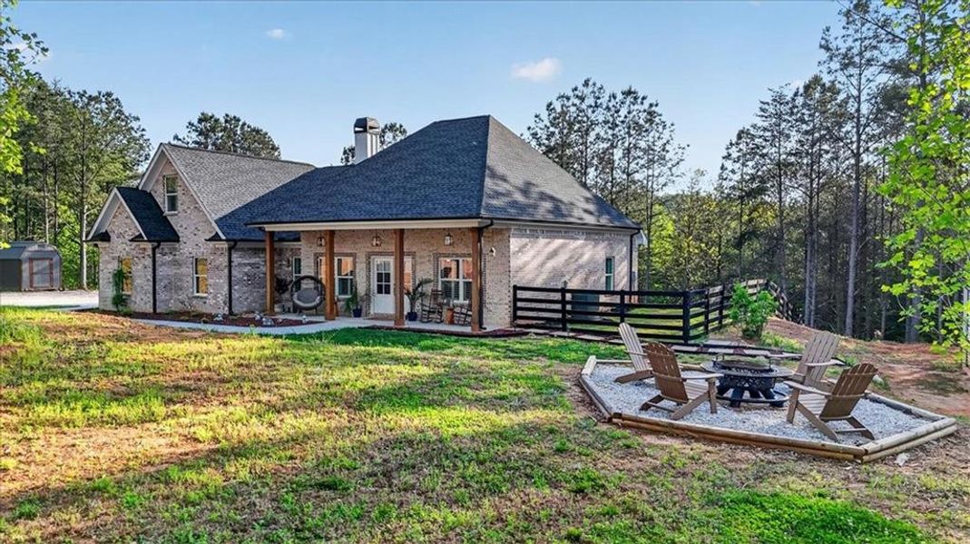 Exterior details and patio area of a home in , Talking Rock (Image 28).