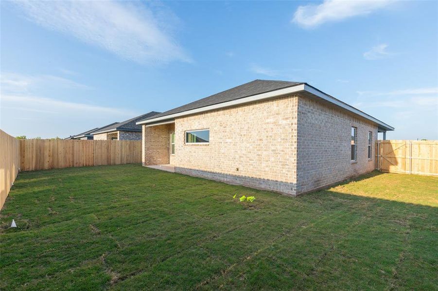 Exterior details and patio area of a home in , Abilene (Image 3).