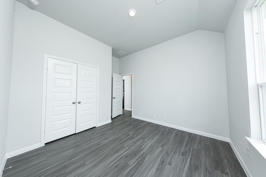 Spacious, unfurnished interior of a new home in Bluestem, Brookshire (Image 14). Spacious, unfurnished interior of a new home in Bluestem, Brookshire (Image 14).