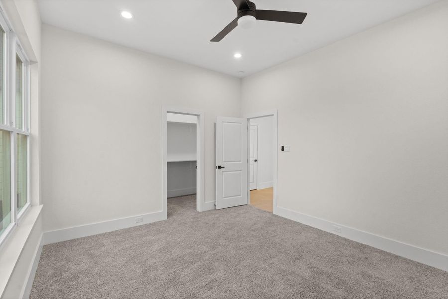 Spacious, unfurnished interior of a new home in , Houston (Image 19). Spacious, unfurnished interior of a new home in , Houston (Image 19).