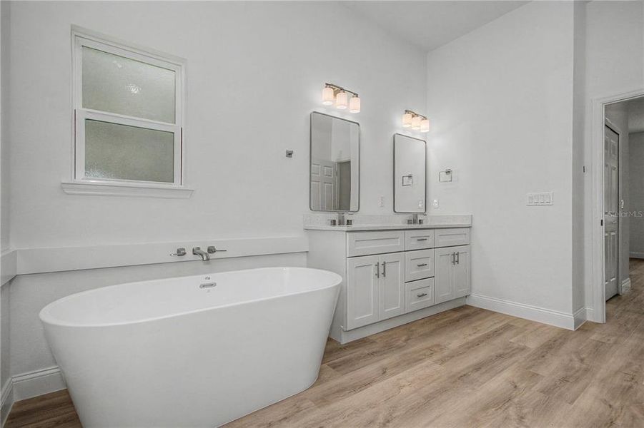 Furnished interior view inside a new home in , Ocala (Image 13).